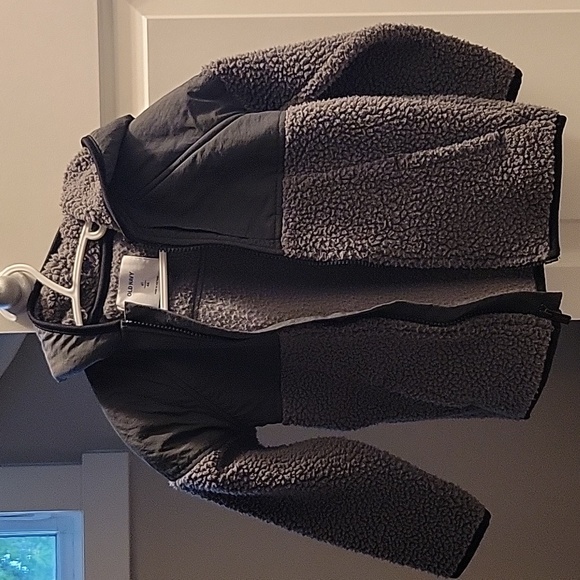 2 full zipper sweaters - Picture 4 of 5